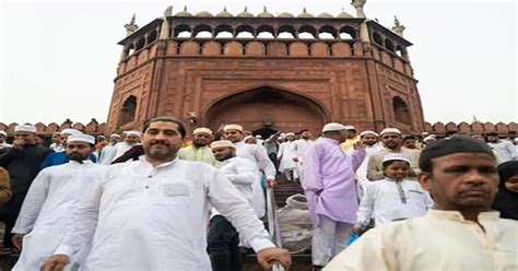 Maharashtra: Ajit Pawar NCP ने उठाई Muslim Reservation की मांग