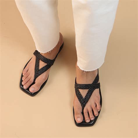 TYRA SANDAL - BLACK – Calonge