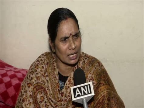 Nirbhaya's mother appeals to SC, Centre to execute the convicts immediately