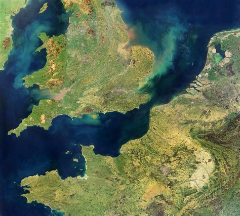 English Channel physical map - Ontheworldmap.com