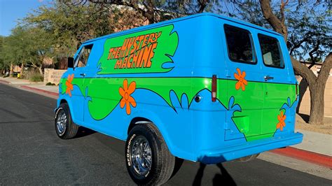 Scooby-Doo Mystery Machine Clone is the Perfect Ride for Meddling Kids