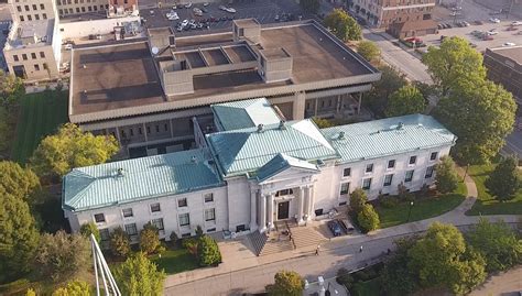 Library Screening 的图像结果