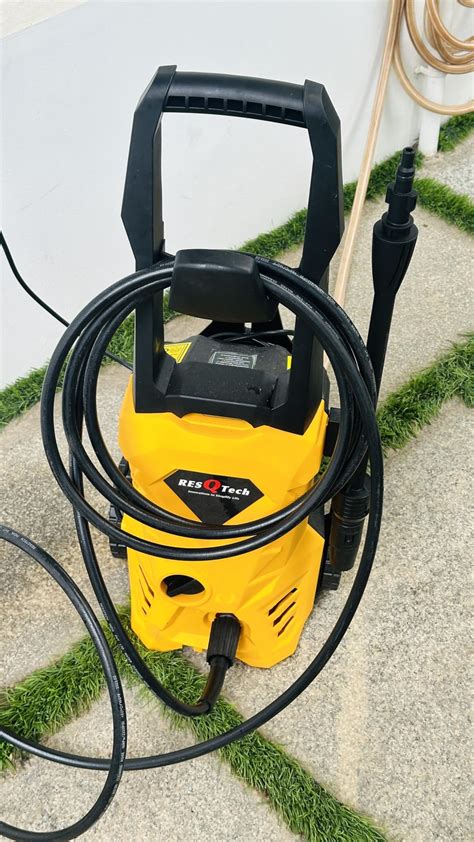ResQTech Pw-101 Advance 1700 Watt 135 Bar High Pressure Washer For Car ...