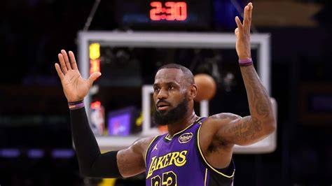 LeBron James Roasts Lakers Teammate After Win Over Pelicans - Heavy Sports