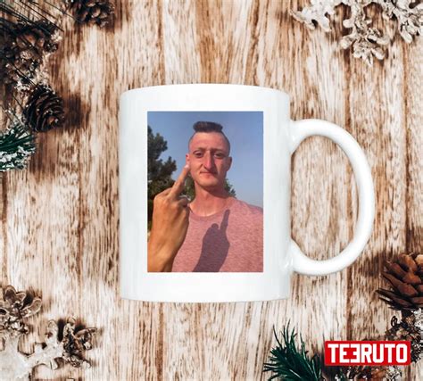 Daniel Larson Angry Vintage Unisex Sweatshirt - Teeruto