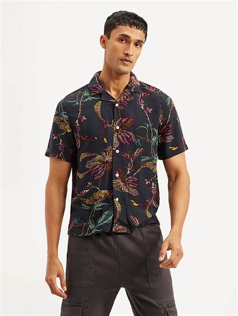 Men's Resort Collar Floral Relaxed Fit Camp Shirt – Levis India Store