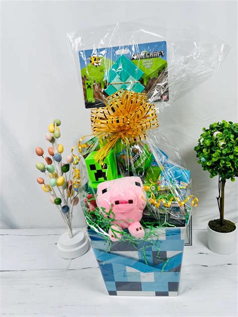 12 Piece Minecraft Themed Easter Baskets | Prefilled Easter Basket ...