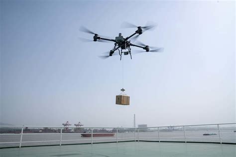 DJI представила грузовой дрон FlyCart 30 — он может перевозить до 40 кг ...