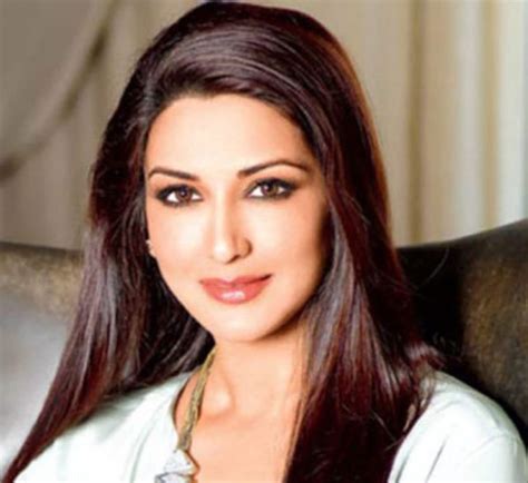 Sonali Bendre's sister-in-law Srishti Arya reacts to her illness ...