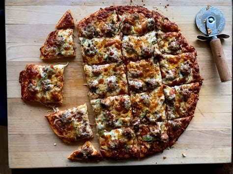 Pizza Should Be Cut Into Squares: A Love Affair with Chicago Thin Crust ...