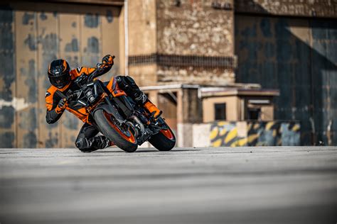 KTM 990 的图像结果
