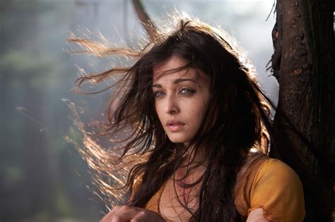 11 times Aishwarya Rai Bachchan shone in her on-screen performances ...
