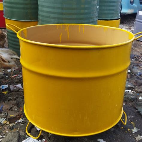 Jual tong sampah 100 liter/drum besi/tempat pembakaran plus kaki ...