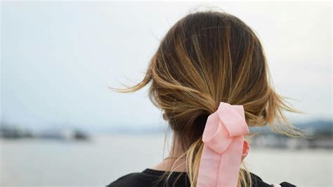 5 ideas para lucir lazos en el pelo: la tendencia viral