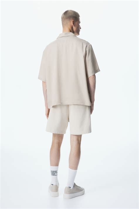 Loose Fit Resort shirt - Beige/S 25 - Men | H&M IN