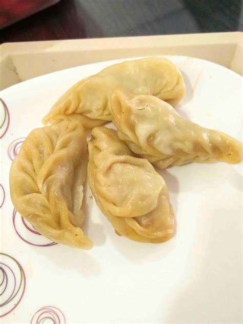 Dev's Momos Is Selling Mumbai's Tastiest And Cheapest Momos | LBB