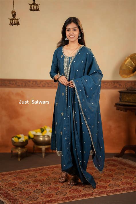 Buy best Salwar Kameez, Kurtis, Partywear Suits in Online India – Just ...