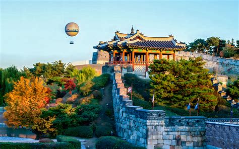 Explor Full-Day Tour of Suwon Hwaseong with Korean Folk Village in Seoul