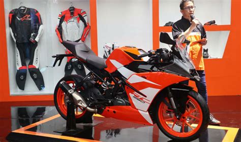 KTM RC 250 स्पेशल एडिशन इस देश में हुआ लॉन्च, हीरो HX250R से होगा ...