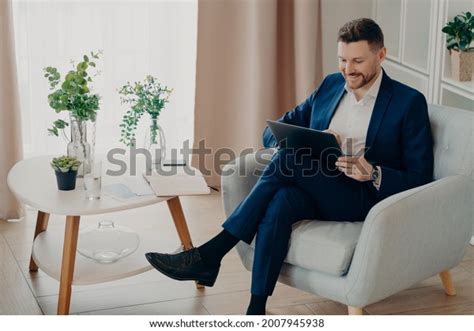 Young Business Person 的图像结果