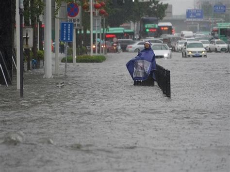 China renews 'blue alert' following heavy rainstorms