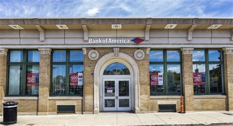 Banks saw opportunity during COVID, permanently shuttering 230 branches ...