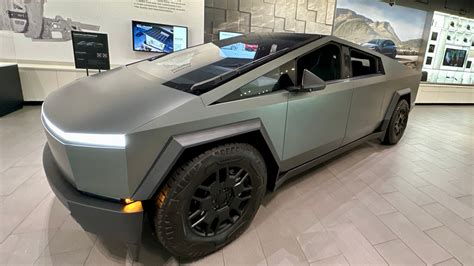 Elon Musk splits Tesla image along partisan lines, poll says ...