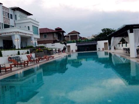 CASA BIANCA (Kluang, Johor) - Hotel Reviews, Photos, Rate Comparison ...