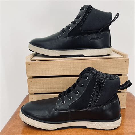 Eddie Bauer Youth High-Top Boots Size 4 Eddie Bauer... - Depop