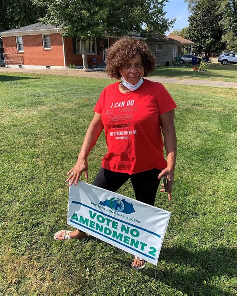 Kentucky activists ask voters to reject anti-abortion amendment : NPR