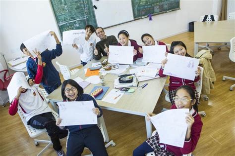 东莞市委副书记白涛莅临海德双语学校调研指导工作-广东海德集团