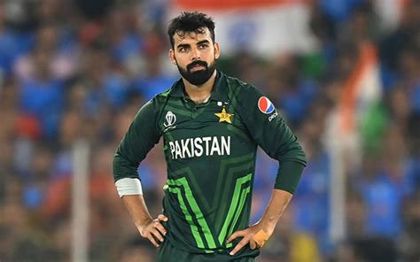 'Even if cricketers send messages, what is wrong with that?' - Shadab ...