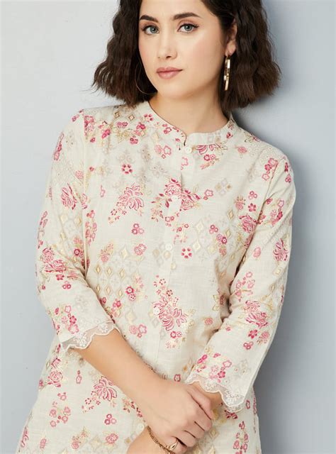 Buy Women Floral Printed Kurta Set Online at just Rs. 999.0 ...