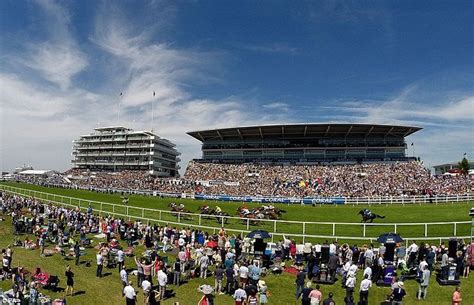 DELUXESTAY AT HEATHROW (Harlington) - Lodging Reviews & Photos ...