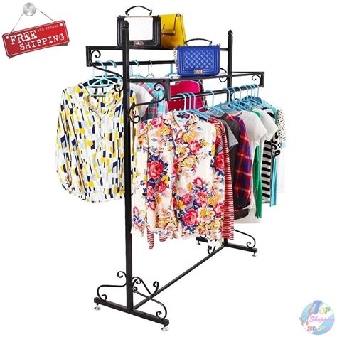 Display of Cloth Design 的图像结果