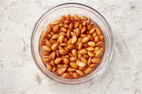 Benefits of Eating Soaked Almonds Into Your Daily Life | Femina.in
