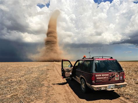 Extreme Weather Examples 的图像结果