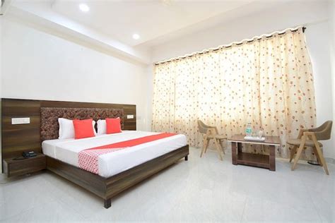 OYO 33394 HOTEL SUNRISE CAVE (Panchkula, Chandigarh) - Specialty Hotel ...