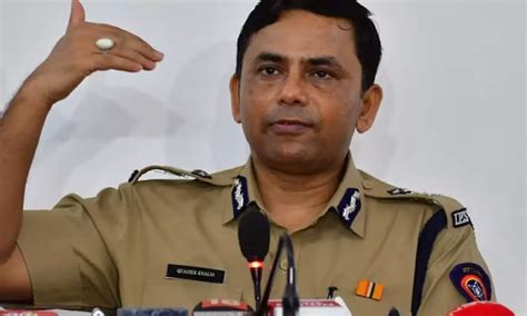 Maharashtra govt suspended IPS officer in hoarding collapse case