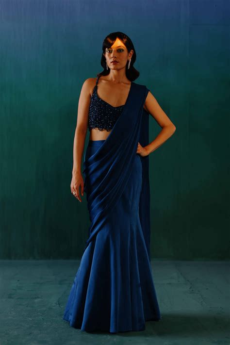 Metallic Blue Fish-Cut Drape – Bombaim