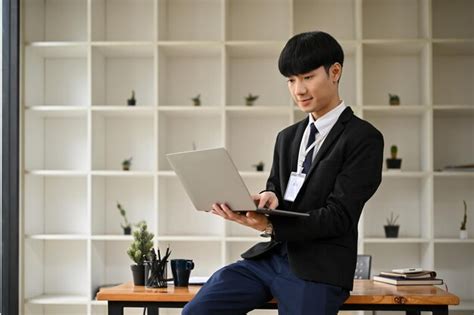 Businessman China 的图像结果