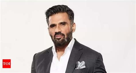 Suniel Shetty opens up about the loss of unity in Bollywood, stresses ...