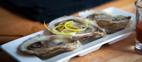 Enjoy the gourmet experience of BeauSoleil oysters | La Maison BeauSoleil