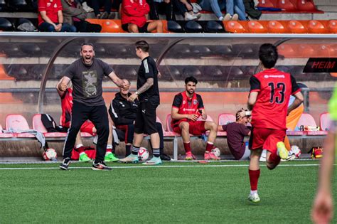 Naumoski unterschreibt bei FavAC, auch Pehlivan kommt