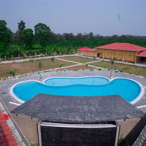 DEBRANI GREENWOOD RESORT (Madhya Madarihat) - 2026 Hotel Reviews ...