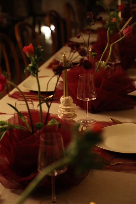 Tables and drapes — MARIADELA ARAUJO