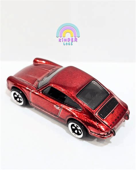 [CHASE] Hot Wheels 1967 Porsche 911 R (Uncarded) - Buy At Kinder Logs