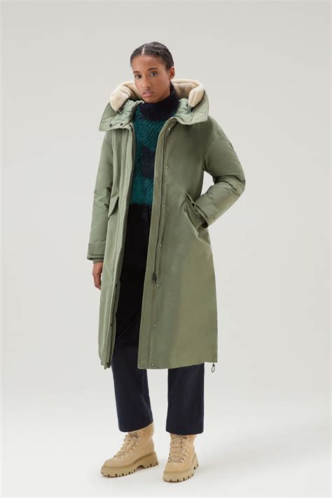 Women's Long Parka in Brushed Ramar Cloth Green | Woolrich USA