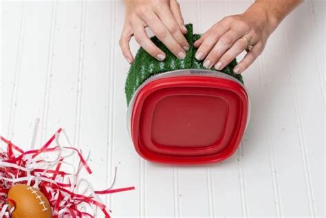 Astroturf Tailgating Decor to DIY | HGTV