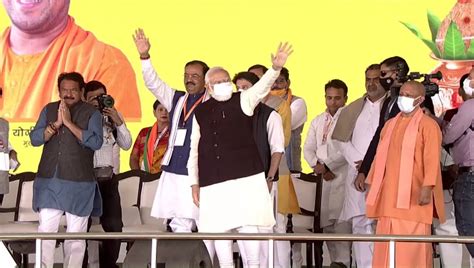 PM Modi Lays Foundation Stone For Jewar Airport, Says BJP Ended 'Mafia ...